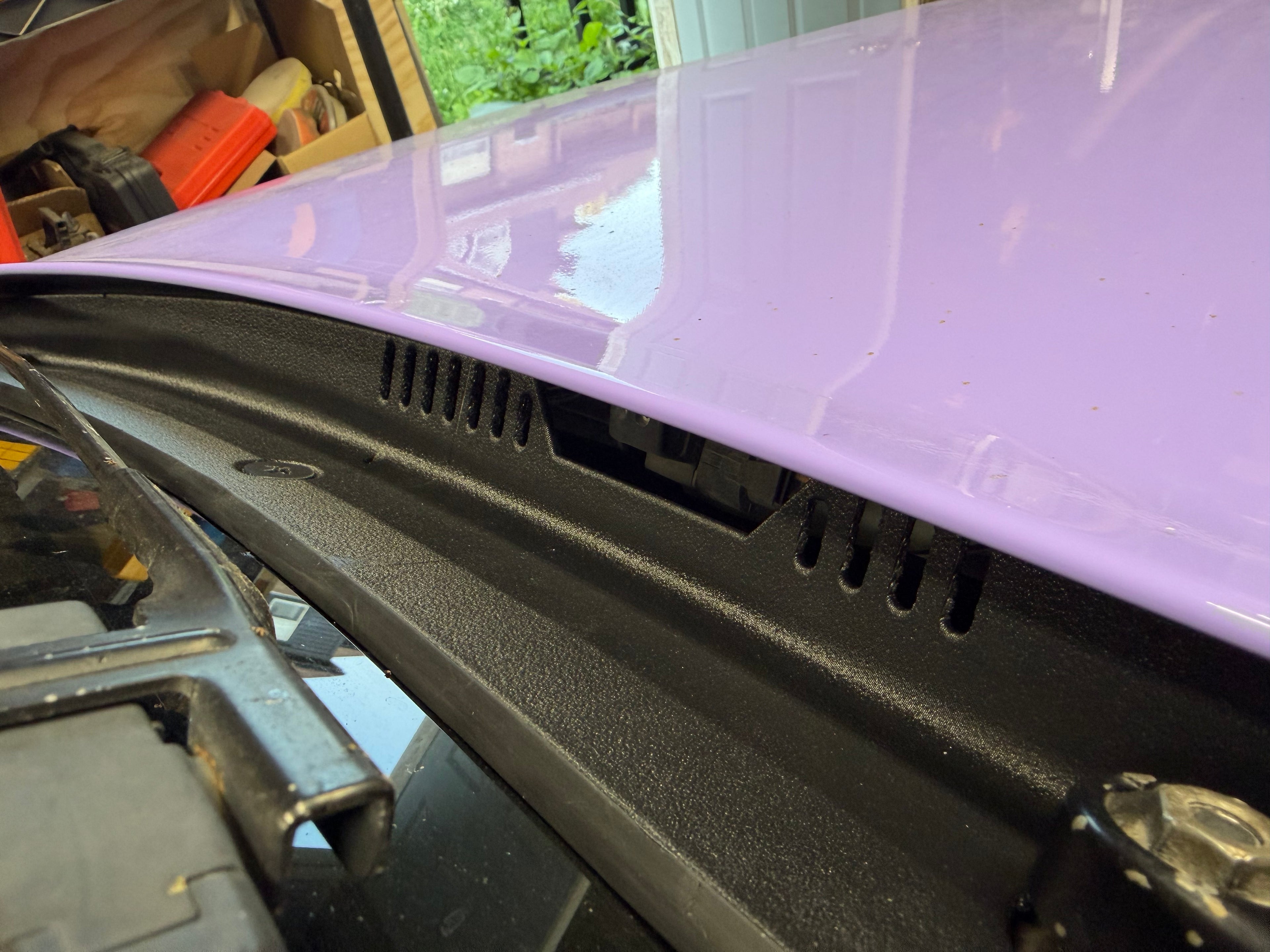 Audi B5 Windshield Cowl