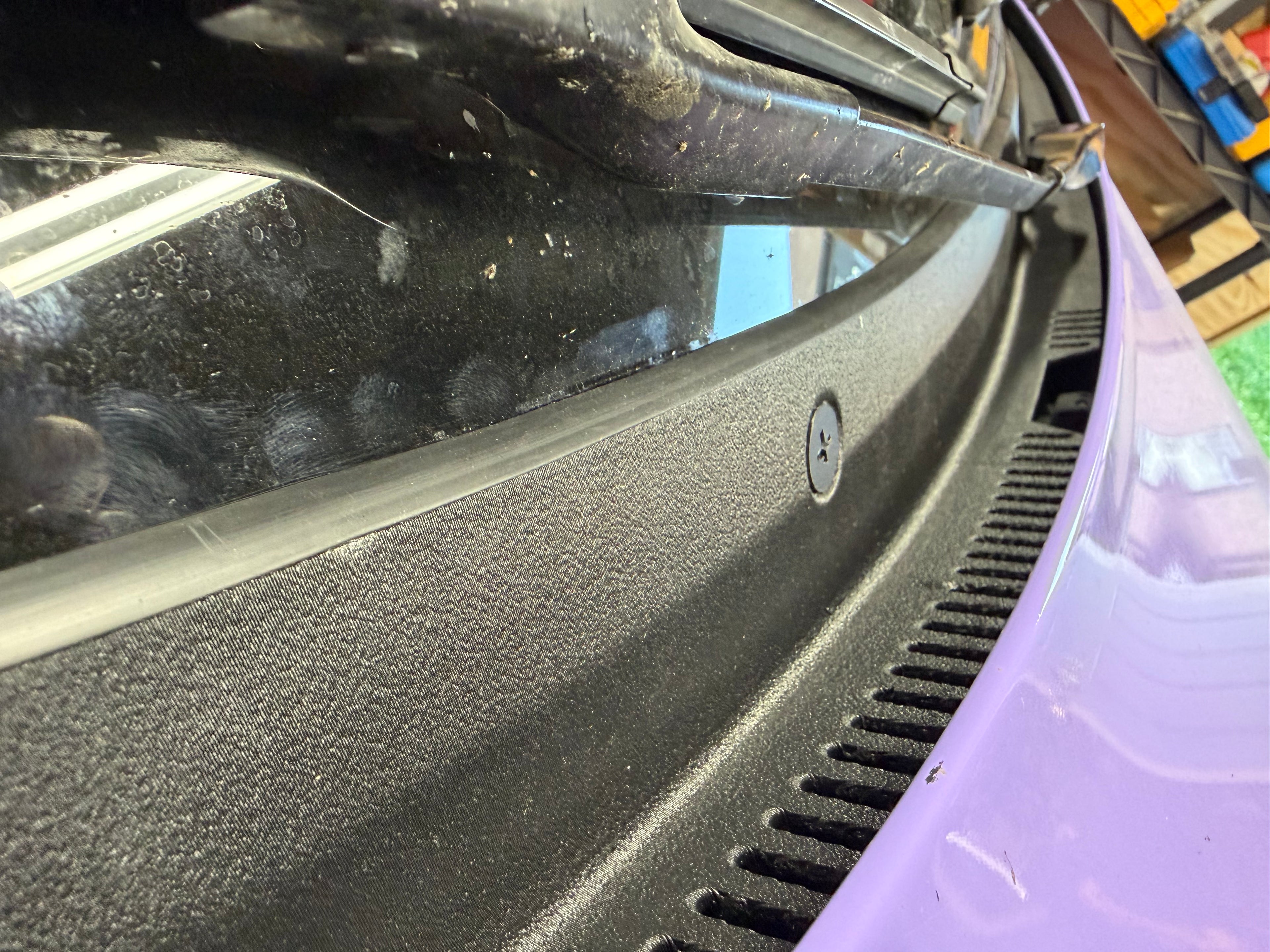 Audi B5 Windshield Cowl