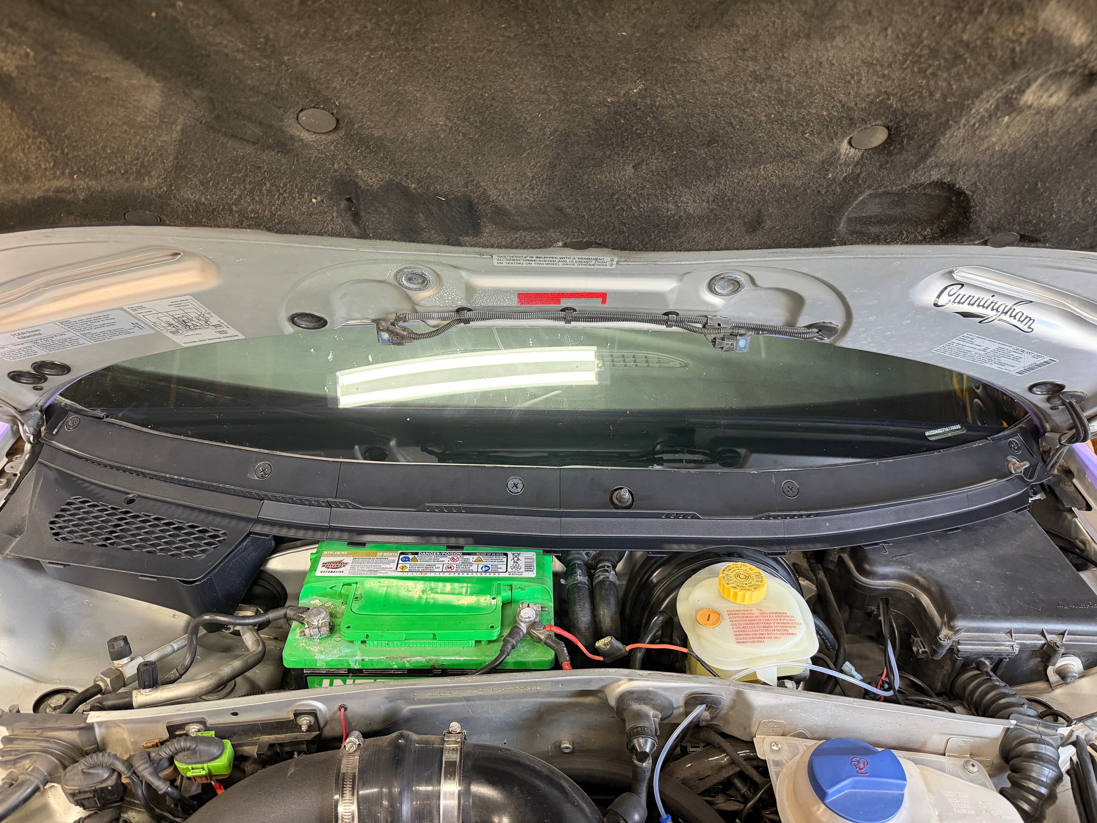 Audi B5 Windshield Cowl