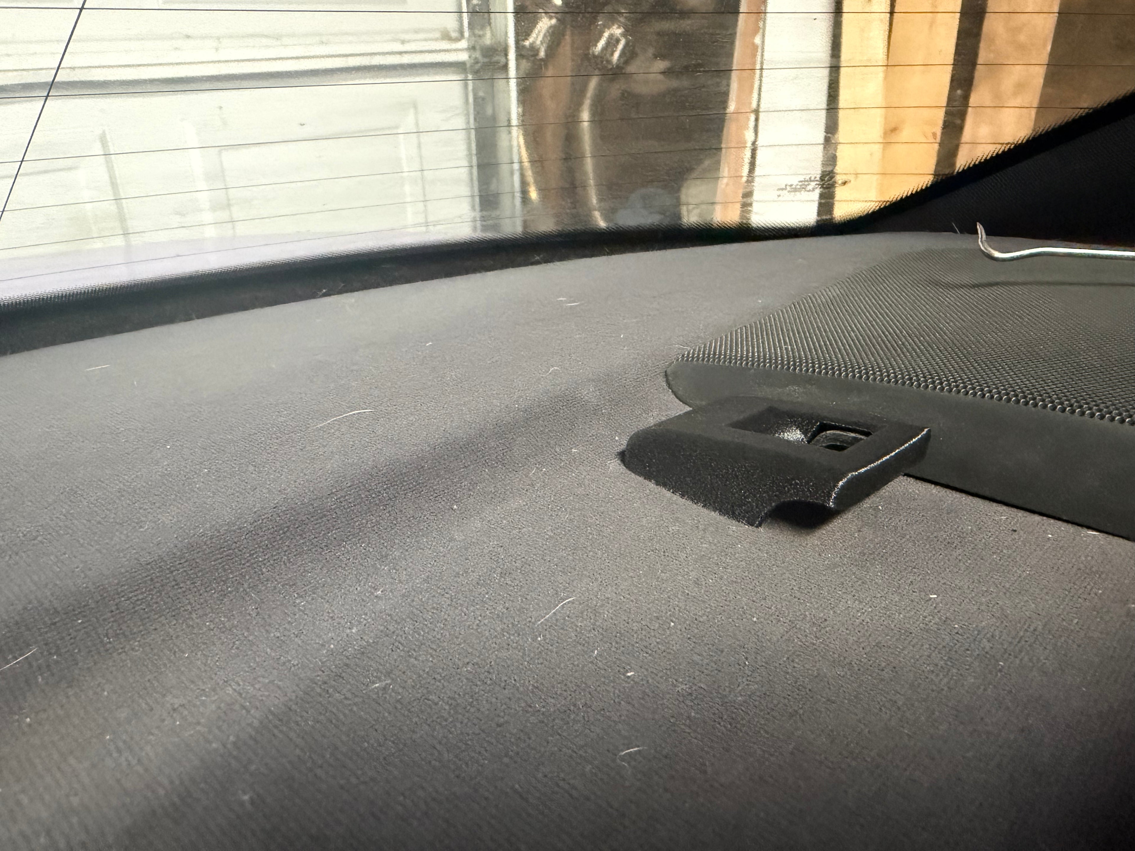 Audi B5 rear shelf anchor covers (3)